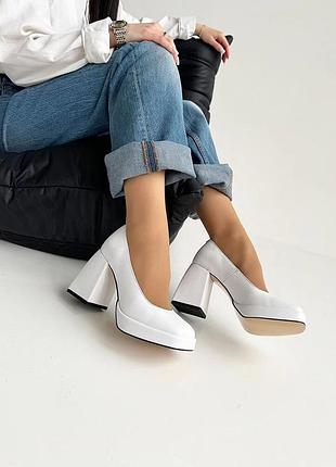 Босоніжки жіночі з натуральної шкіри і замши10 фото