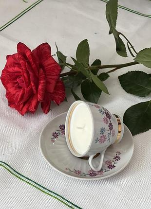 Свеча в винтажной чашке