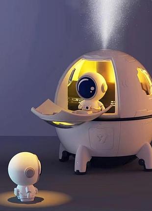 Увлажнитель – аромадиффузор humidifier астронавт 2в1 220мл с подсветкой