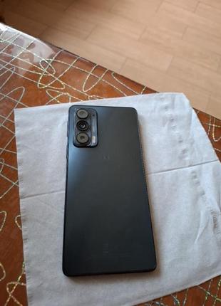 Телефон motorola edge 20 на 128 mb3 фото