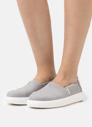 Ескадрилі кросівки мокасини toms