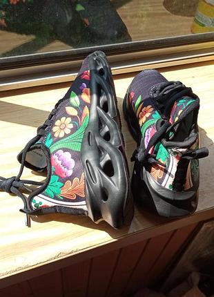 Кросівки,кроси,кроссівки