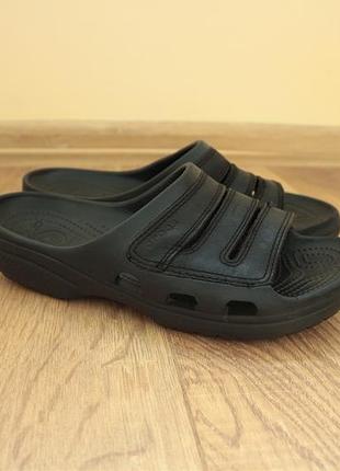 Тапки crocs