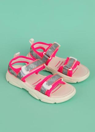 Босоніжки для дівчаток