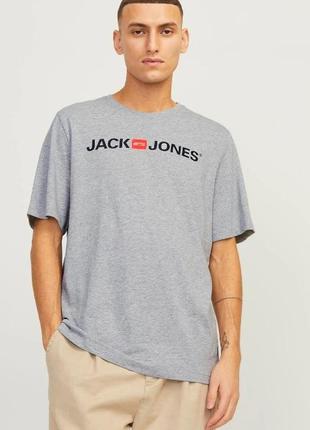 Футболка чоловіча jack&jones базова l, xl