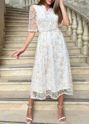 Красива ніжна сукня міді