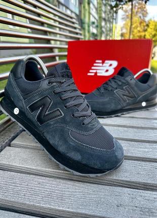 Кросівки new balance 574 (темно-зелені з чорню підошвою)1 фото