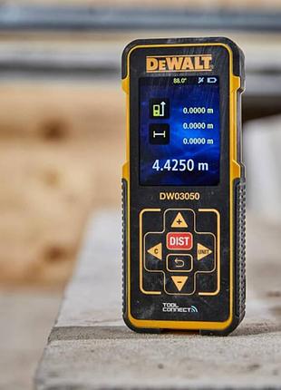 Далекомір лазерний dewalt dw03050 5