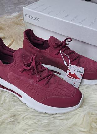 Кроссовки geox