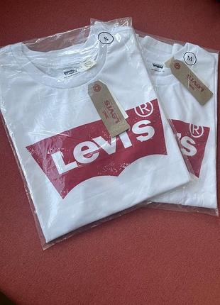 Футболка levi’s