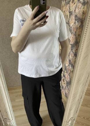 Нова модна біла футболка 52-54 р