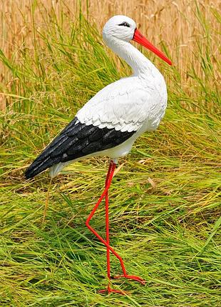 Садова фігура лелека великий №4 на металевих лапах