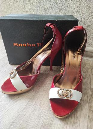 Босоніжки sasha fabiani