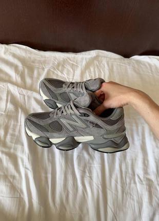 Женские кроссовки new balance