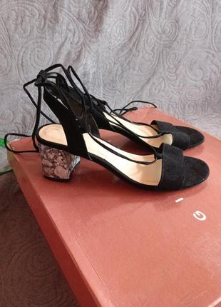Босоножки р. 38 topshop