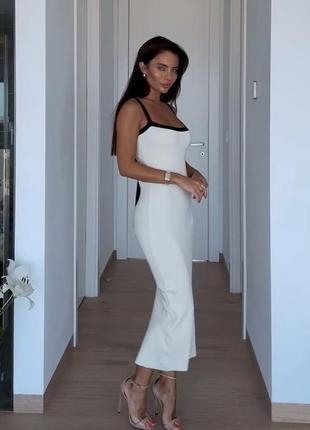 Плаття жіноче міді, літнє, на бретелях, молочне