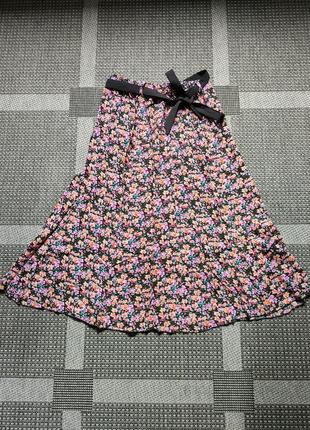 Літня легка спідниця