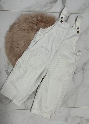 Стильный джинсовый комбинезон zara, белый джинсовый комбинезон