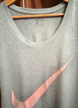 Спортивна футболка nike2 фото