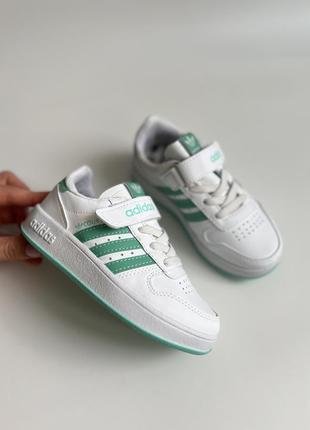 Adidas кроссовки на липучках 26-30 гг