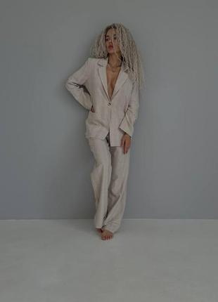 📌код 10065

жіночі брюки 
тканина 100% котон 

розміри s m 

📌код 10065-1
жіночий піджак
тканина 100% котон 

розміри s m l