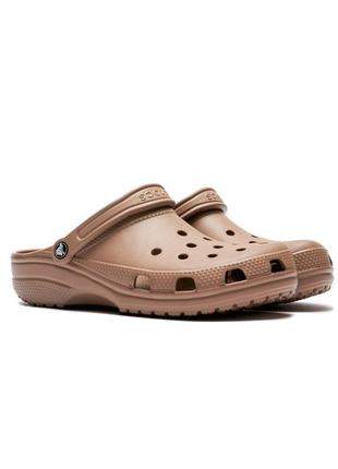 Клоги levis x crocs classic ro clog stucco!