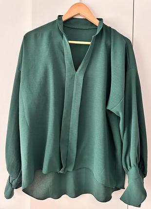 Зеленая блузка