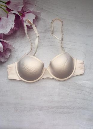 Красивий базовий бюстгальтер