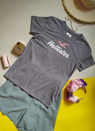 Футболка с логотипом