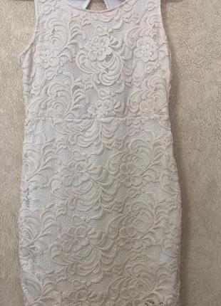 Кружевное платье молочного цвета h&m