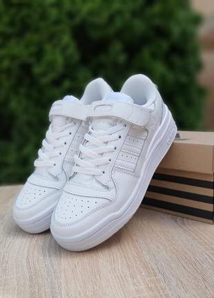 Женские кроссовки adidas forum😍