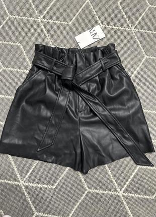 Шорты от zara