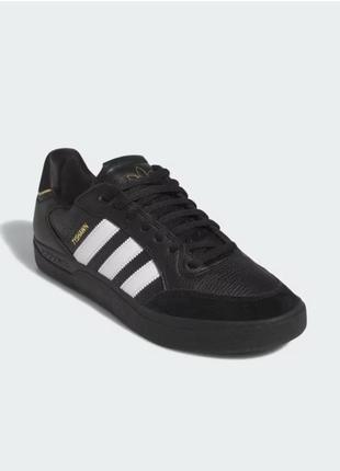 Adidas_оригинальные кроссовки адедас1 фото