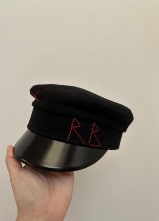 Baker boy cap