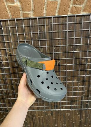 Тапки crocs оригінал чоловічі сандалі легкі зручні нові крокси travel