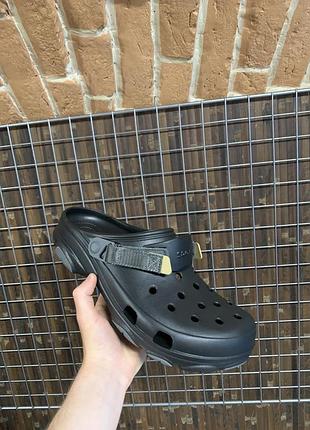 Сандалі crocs оригінал чорні чоловічі шльопанці зручні літні крокси