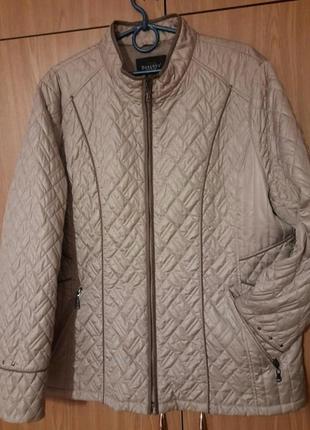 Легкая стеганая куртка, большой размер