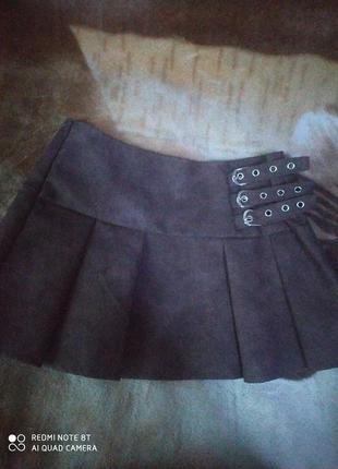 Ексклюзивна спідничка pretty little thing,34/36 розмір ,180 грн