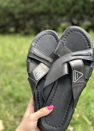 Кожаные мужские шлепанцы черные / шлепанцы мужские / шлепанцы черные кожаные