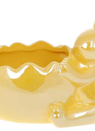 Мини-кашпо "кролик у яйца" 19х12х13см, жёлтый перламутр декоративная ваза красивая ваза для цветов