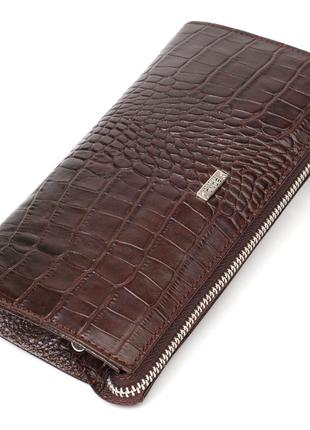 Стильний чоловічий клатч із натуральної шкіри з тисненням під крокодила bond 22048 коричневий красивий сумочка-