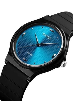 Жіночий годинник skmei 1421 (чорний із синім) стильний наручний годинник для жінок