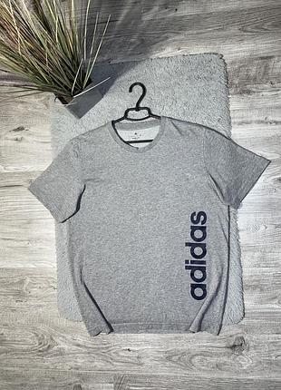 Оригінальна футболка від бренду “adidas”