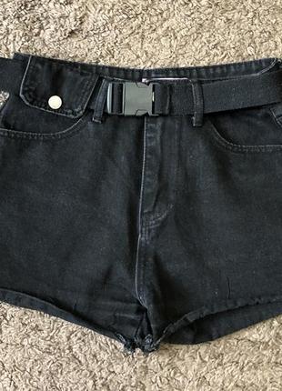 Шорти