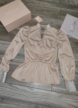 Шикарна вечірня блуза гепюр