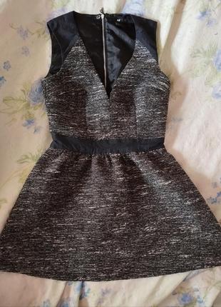 Класна, коротка сукня h&m