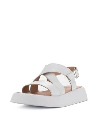 Босоніжки жіночі білі шкіра