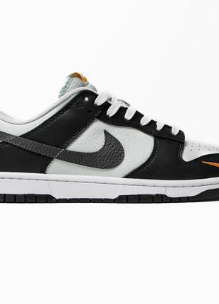 Nike dunk low black total orange mini swoosh1 фото