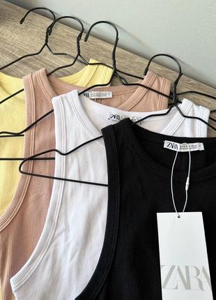 Базовые хлопковые укороченные топы zara короткая майка в рубчик зара