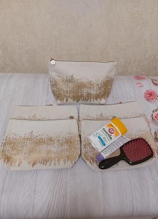 Вмістка косметичка